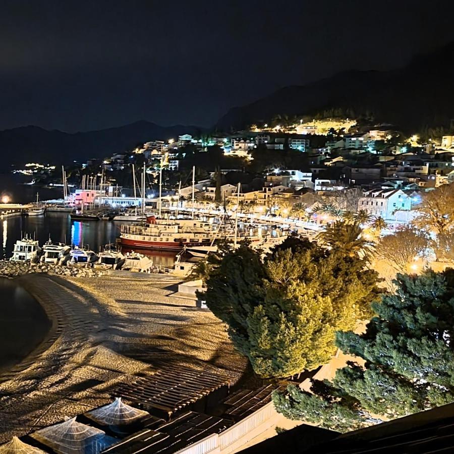 Villa Rozika Baška Voda エクステリア 写真