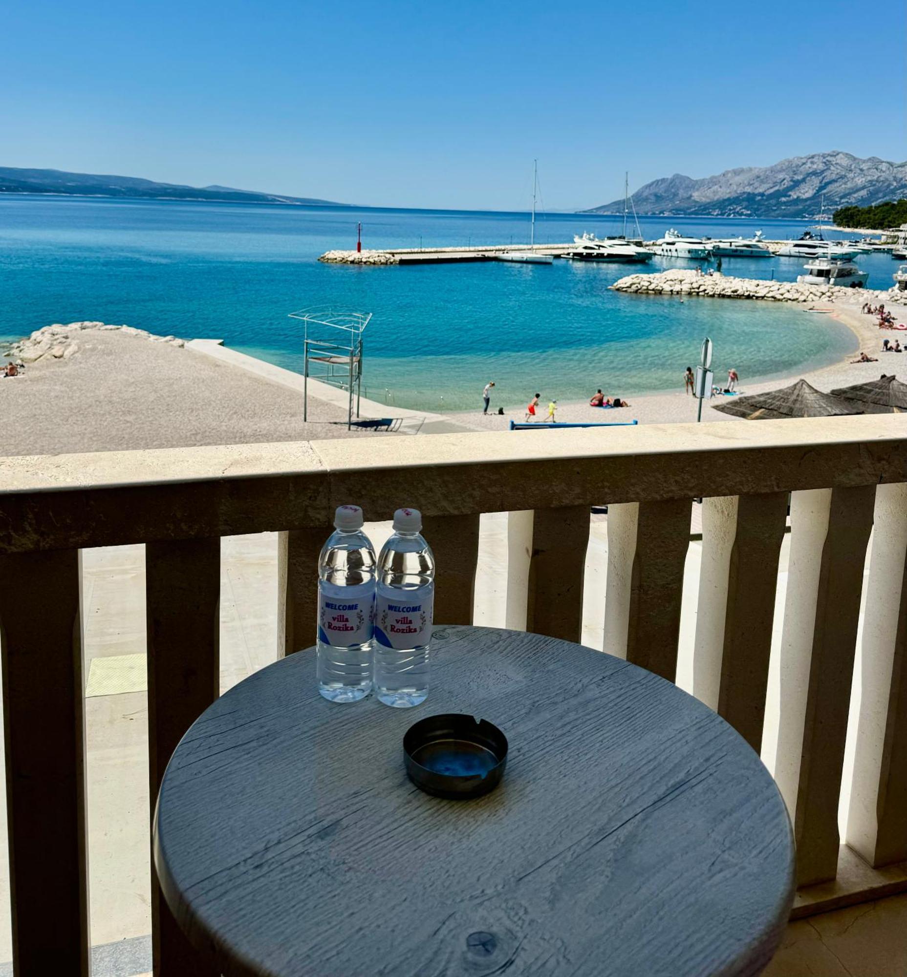 Villa Rozika Baška Voda エクステリア 写真