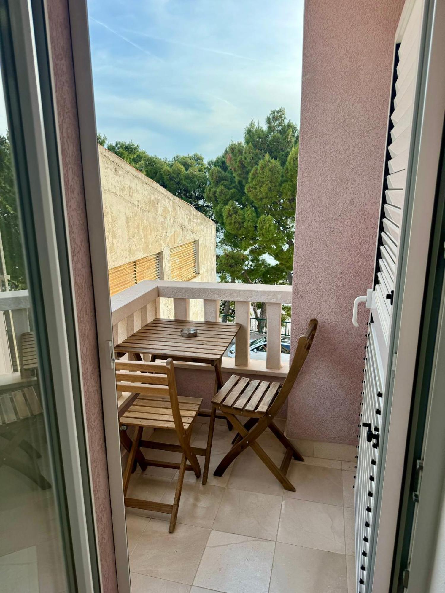 Villa Rozika Baška Voda エクステリア 写真
